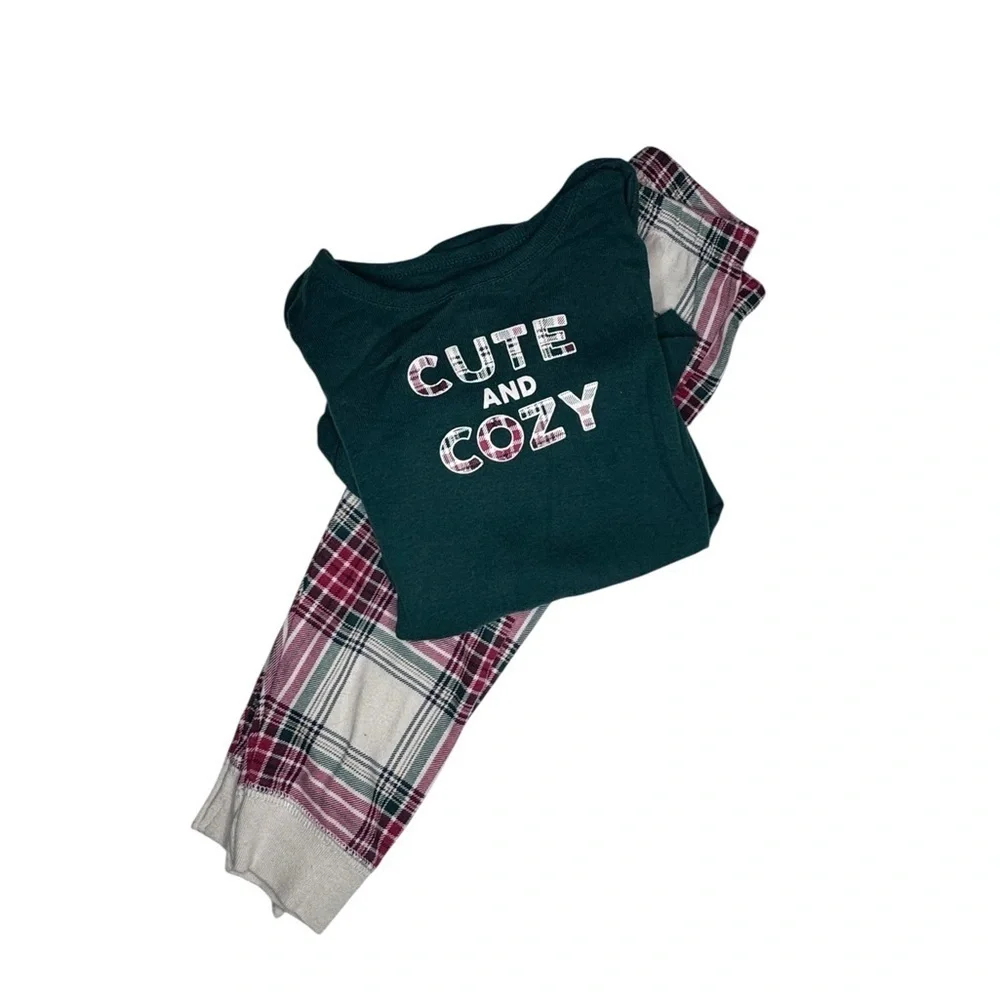 Children's Place Christmas Pajamas Holiday PJ's Baby Infant Size 12-18 M K76